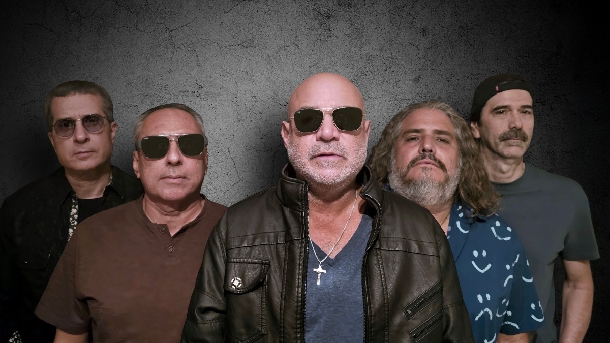 Los 33.